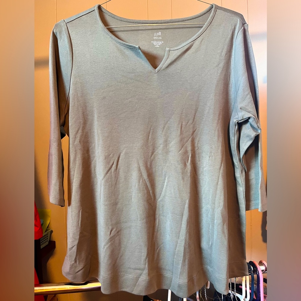 J. Jill 3/4 sleeve shirttail tee gray Pima shirt